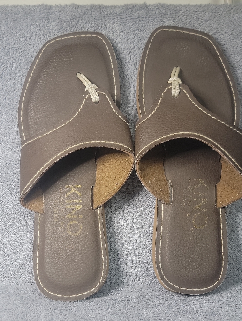Kino Brown Leather-Look Slide Sandals Size 9